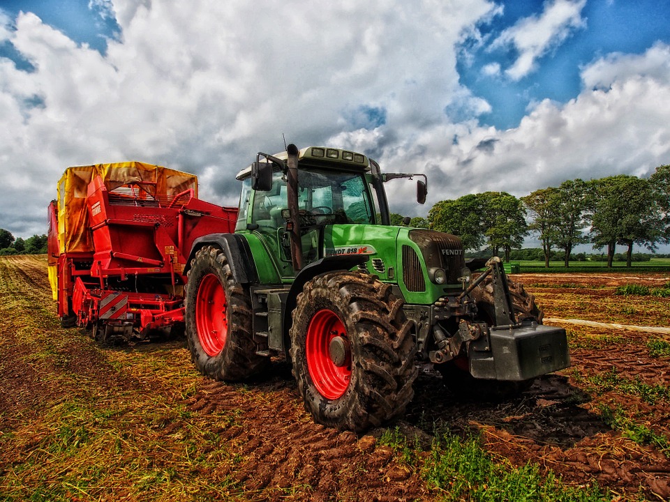 tractor hydraulic oil