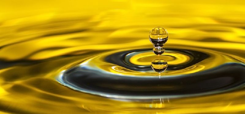 chemical makeup of hydraulic oil